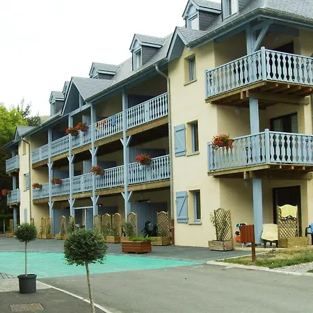 Noemys Trois Vallees Apartmanhotel 3*