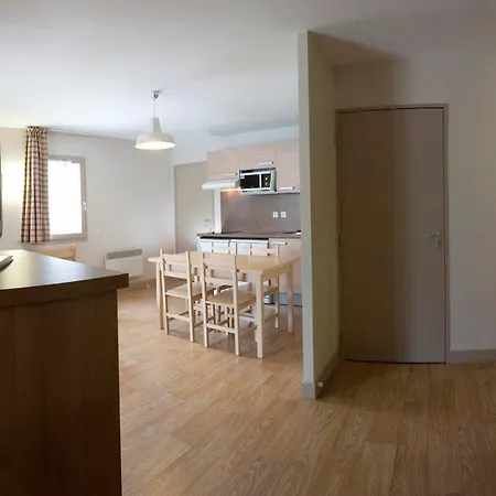 Hotel apartamentowy Noemys Trois Vallees 3*